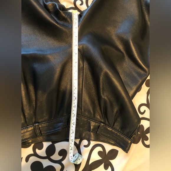 VINTAGE PLEATED TAPERED LEATHER PANTS - Picture 8 of 10